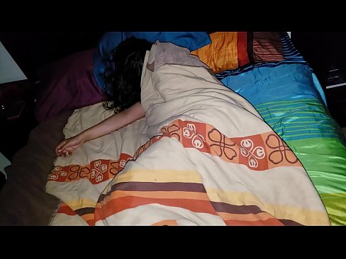 ❤️ Stiefseun berispe sy jong stiefma terwyl sy slaap. ❌ Pornovideo op af.extraclasswork.ru ☑